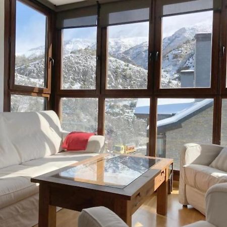 Apartamento Tarmanones Escarrilla Buitenkant foto