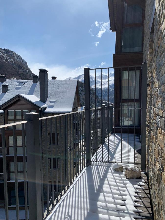 Apartamento Tarmanones Escarrilla Buitenkant foto