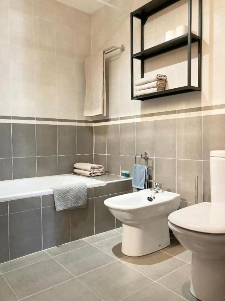 Apartamento Tarmanones Escarrilla Buitenkant foto