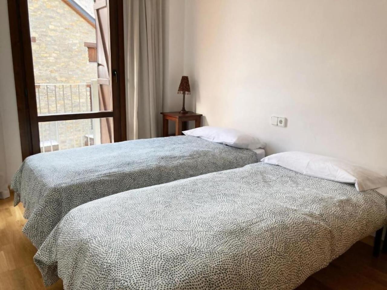 Apartamento Tarmanones Escarrilla Buitenkant foto
